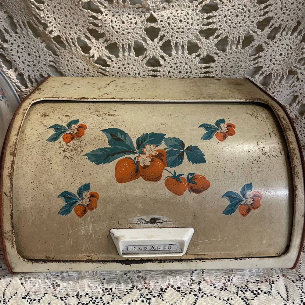 Vintage Metal Bread Box with Starwberries Fruit Design -